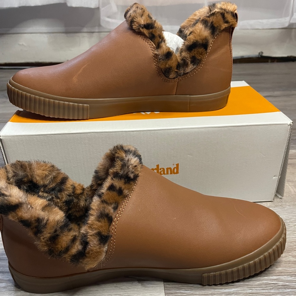 WOMEN'S SKYLA BAY WARM-LINED SLIP-ONS